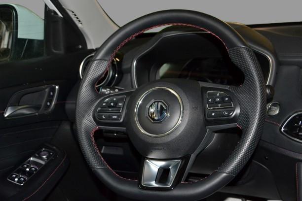 MG HS - 1.5T MT LUXURY 2WD