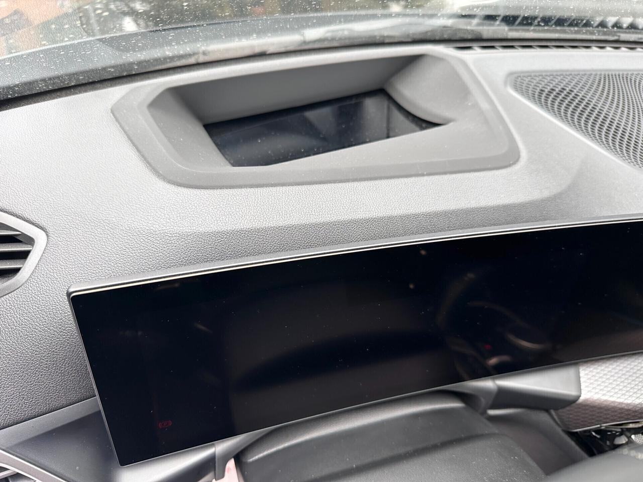 Bmw 318 d 48V Touring M Sport + R19 + BLACK PACK + FARI MATRIX + GANCIO TRAINO 320 + HEAD-UP