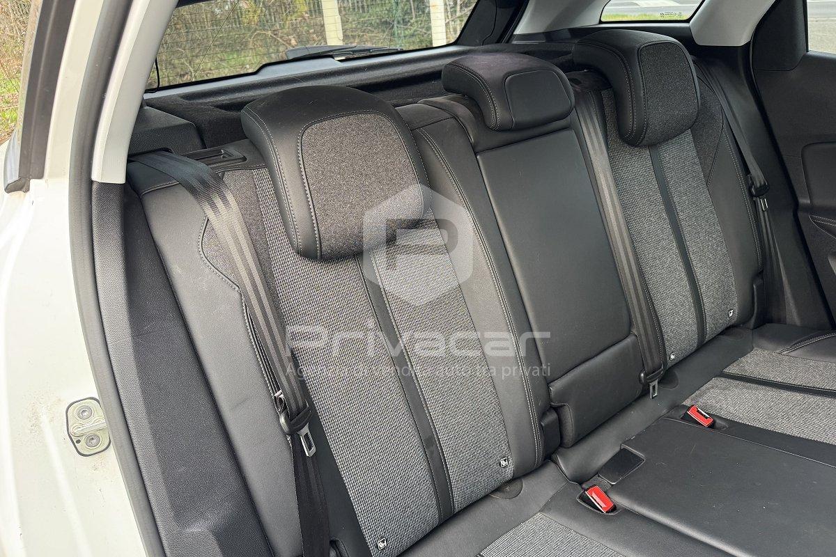 PEUGEOT 3008 BlueHDi 130 S&S EAT8 Allure