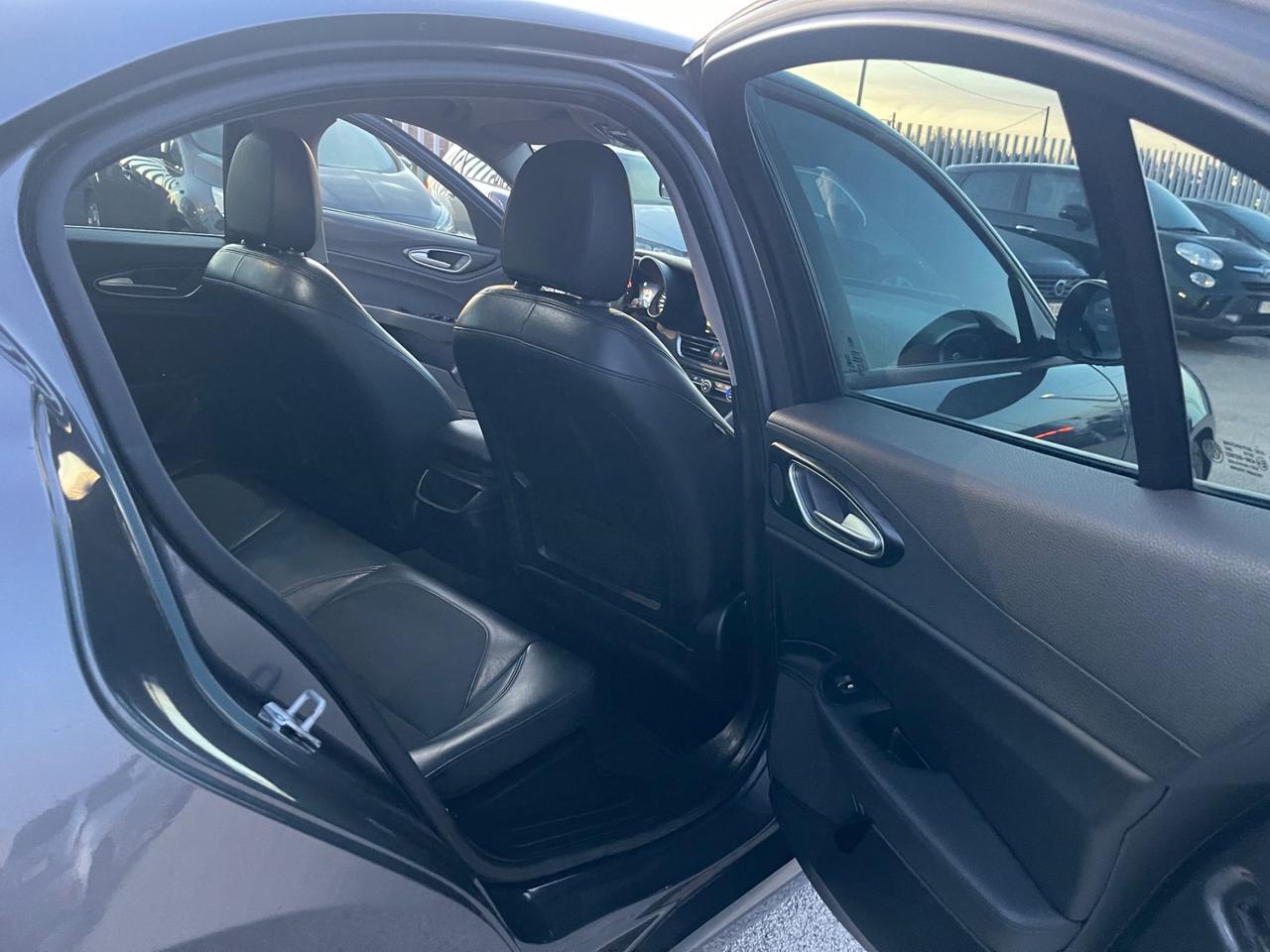 ALFA ROMEO GIULIA 2.2 MJTD 180CV AT8 SUPER FULL