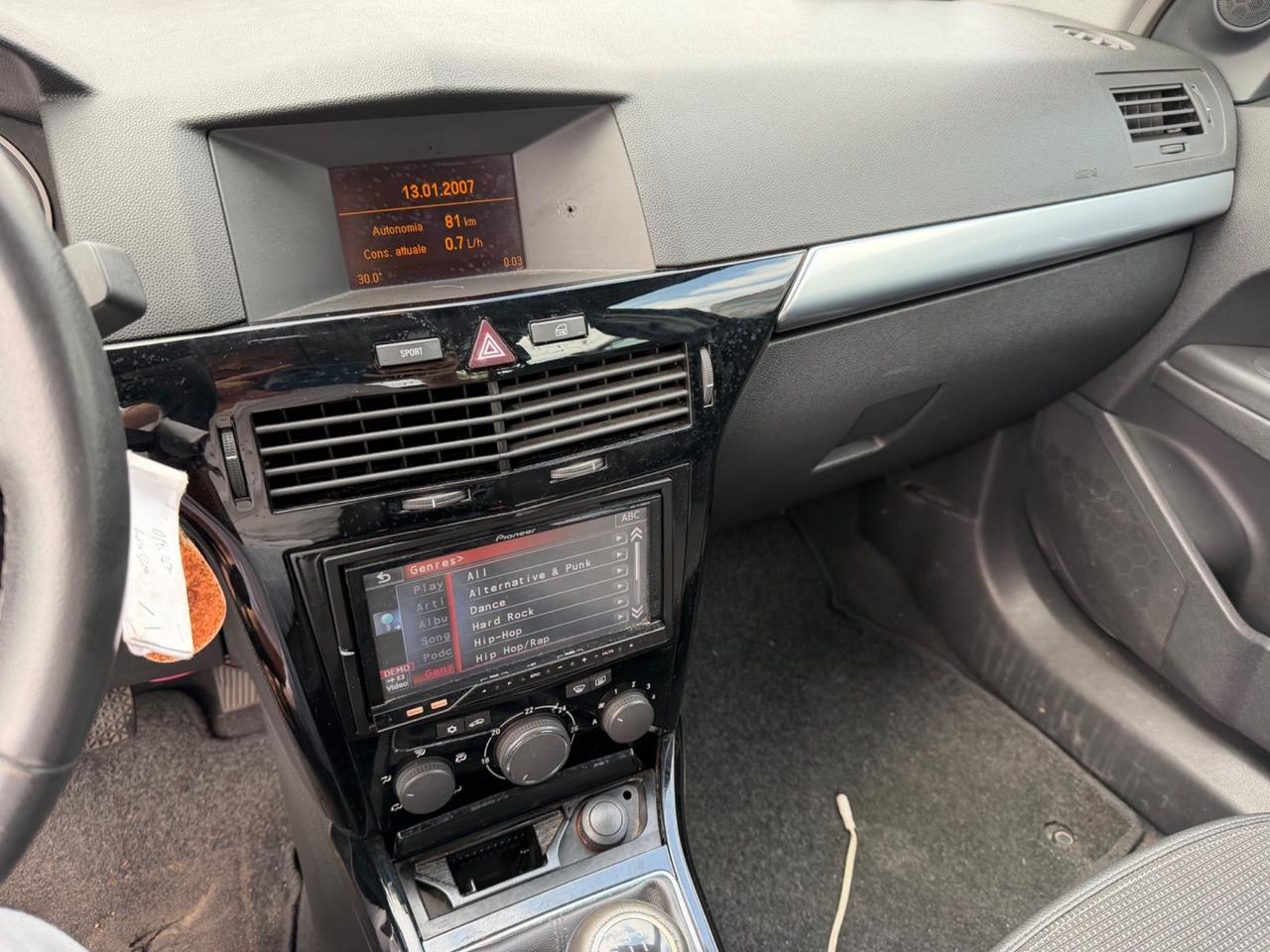 Opel Astra 1.7 CDTI 101CV 5 porte Cosmo