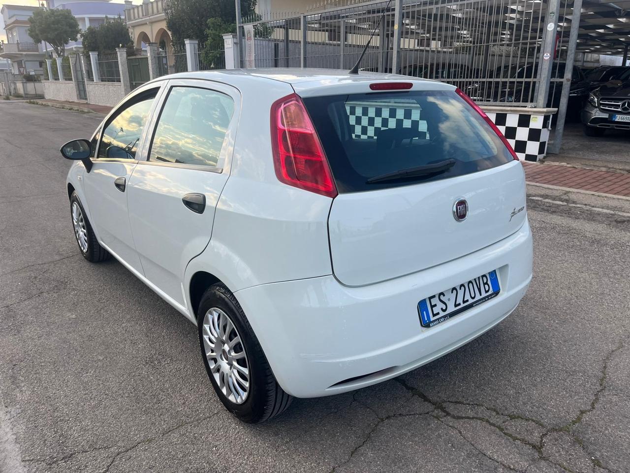 Fiat Grande Punto 1.4 5 porte EasyPower Unipro 2013