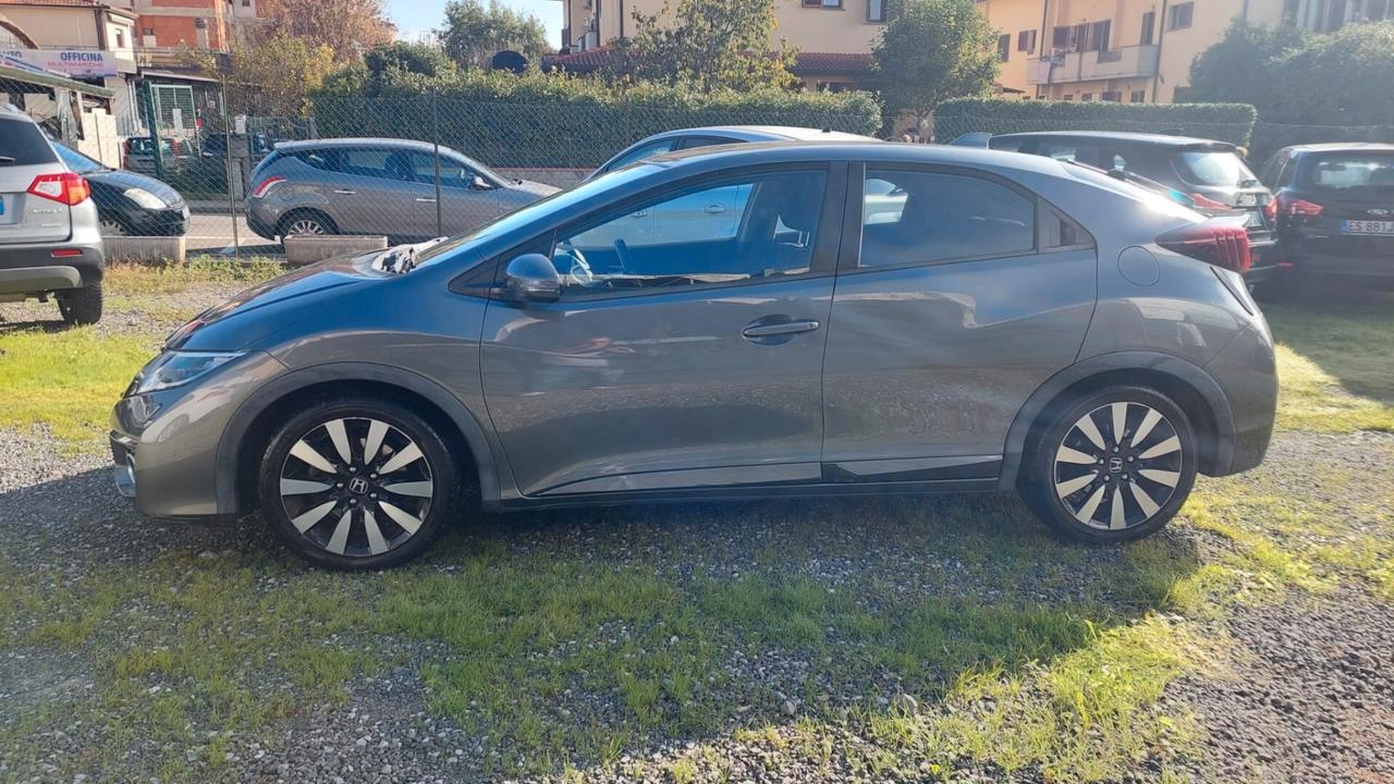 Honda Civic 1.4 i-VTEC Elegance Navi