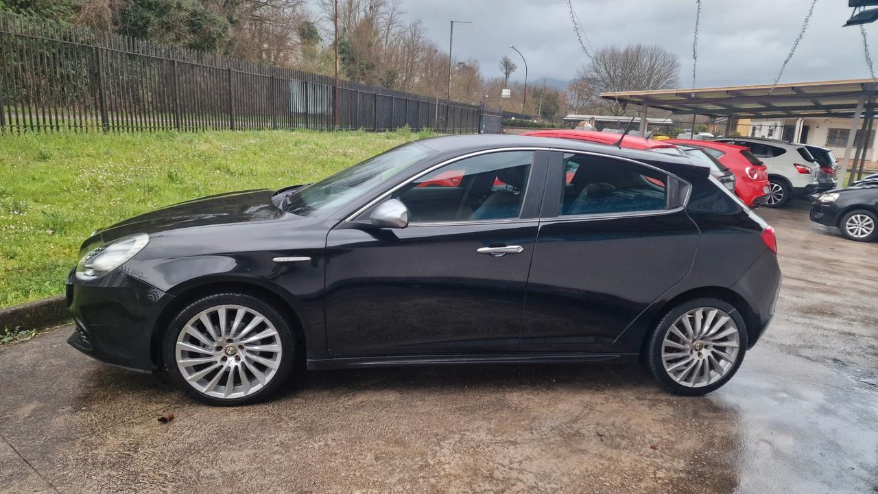 Alfa Romeo Giulietta 1.6 JTDm-2 105 CV Distinctive