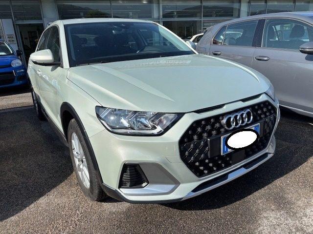 AUDI A1 allstreet 30 TFSI Identity Contrast