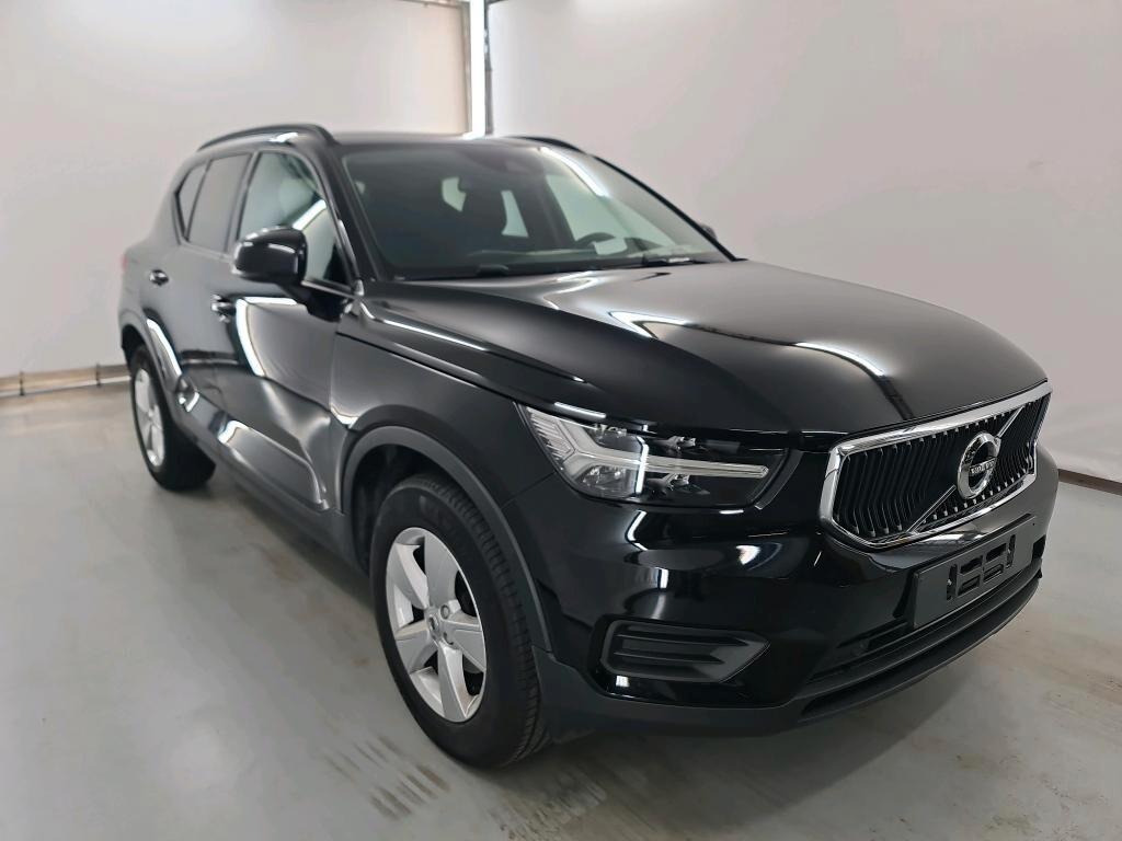 VOLVO XC40 1.5 T2 129CV 6M. MOMENTUM CORE ( FARI LED - COCKPIT - CRUISE - NAVI - PDC )