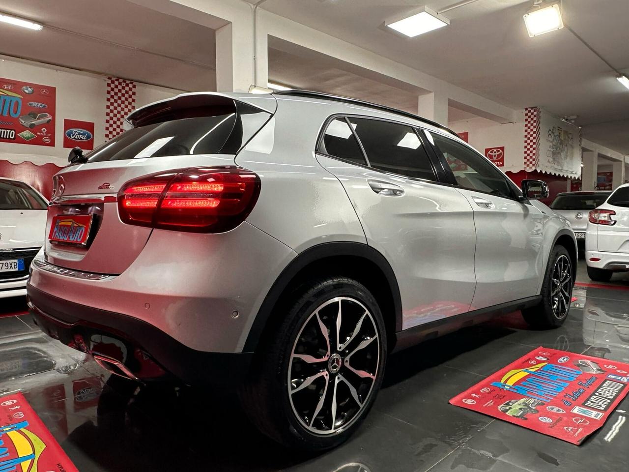 Mercedes GLA 2.1 136cv 200 d Premium - 2019