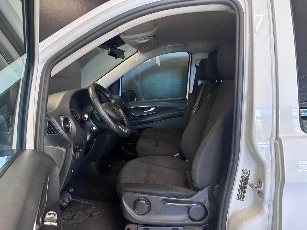 MERCEDES Vito 116 cdi compact tourer select auto my19