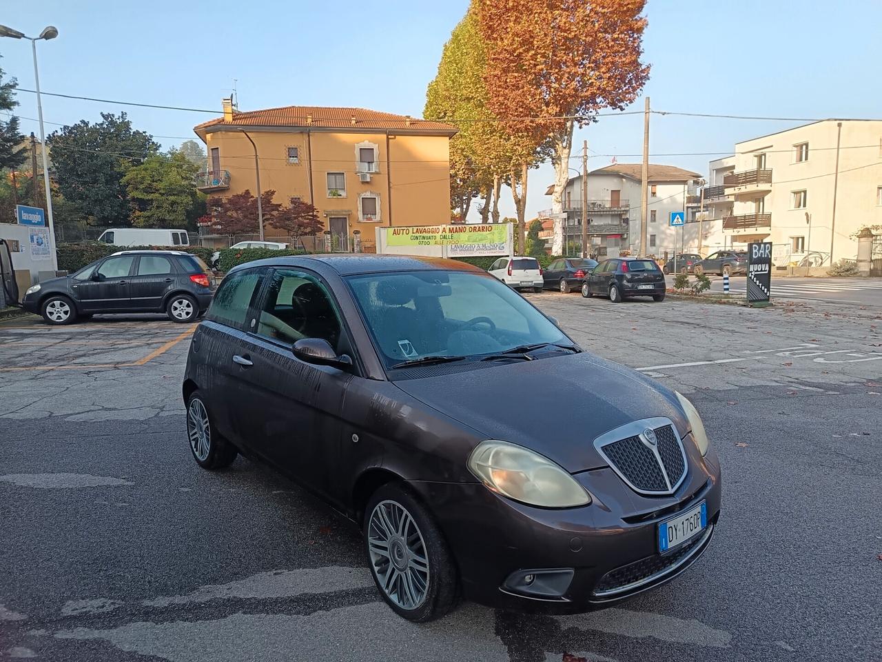 Lancia Ypsilon 1.4 Diva Ecochic GPL ok neo petente