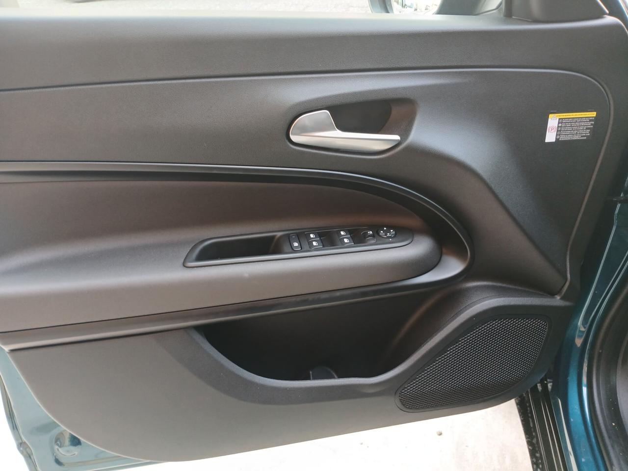 Alfa Romeo Junior 1.2 136 CV Hybrid eDCT6