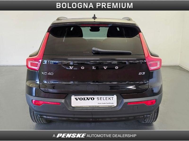 Volvo XC40 XC40 B3 automatico Plus Dark