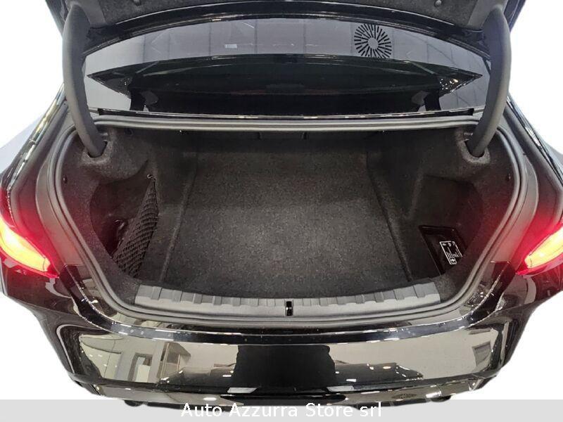 BMW M3 Berlina M3 Competition xDrive auto