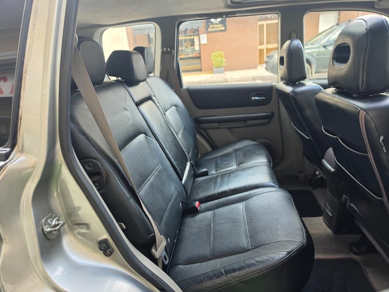 Nissan X-Trail 2.2 dCi Sport