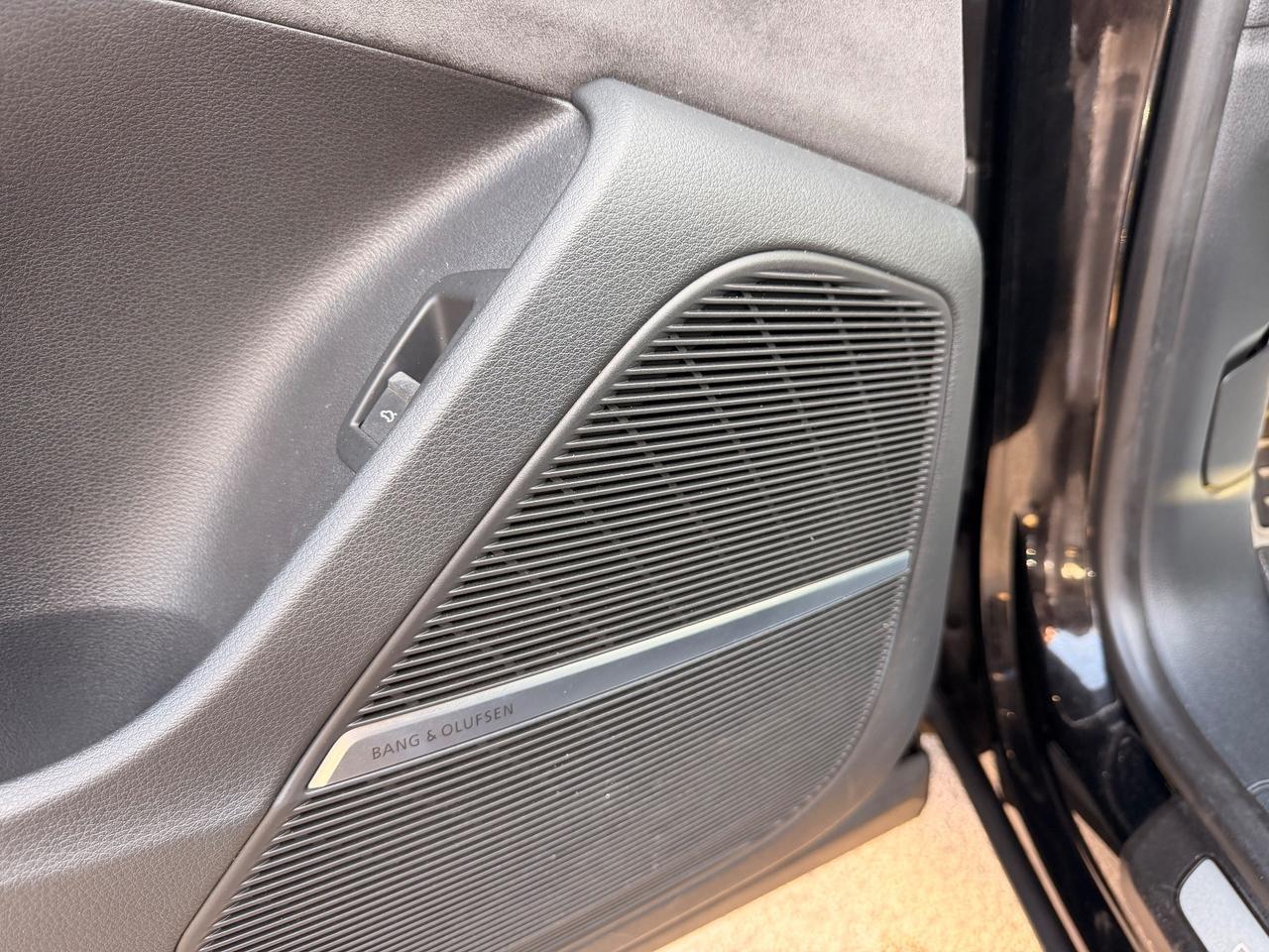 Audi Q8 50 TDI 3.0 286CV quattro S-Line Tetto Bang olufsen