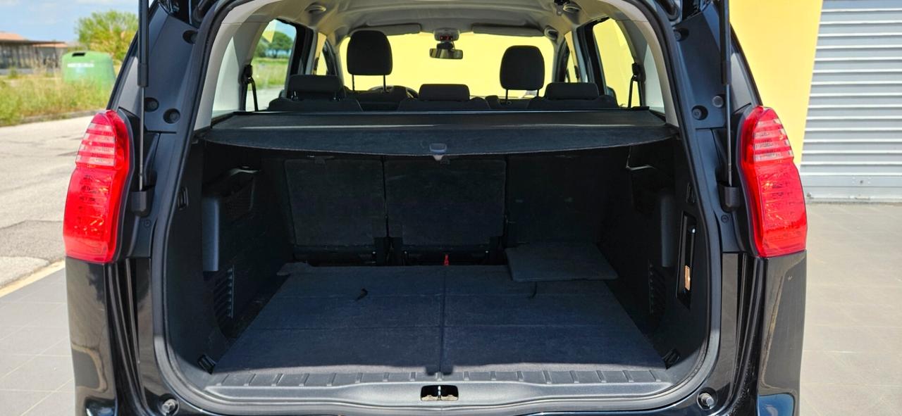 Peugeot 5008 1.6 HDi 112CV Access