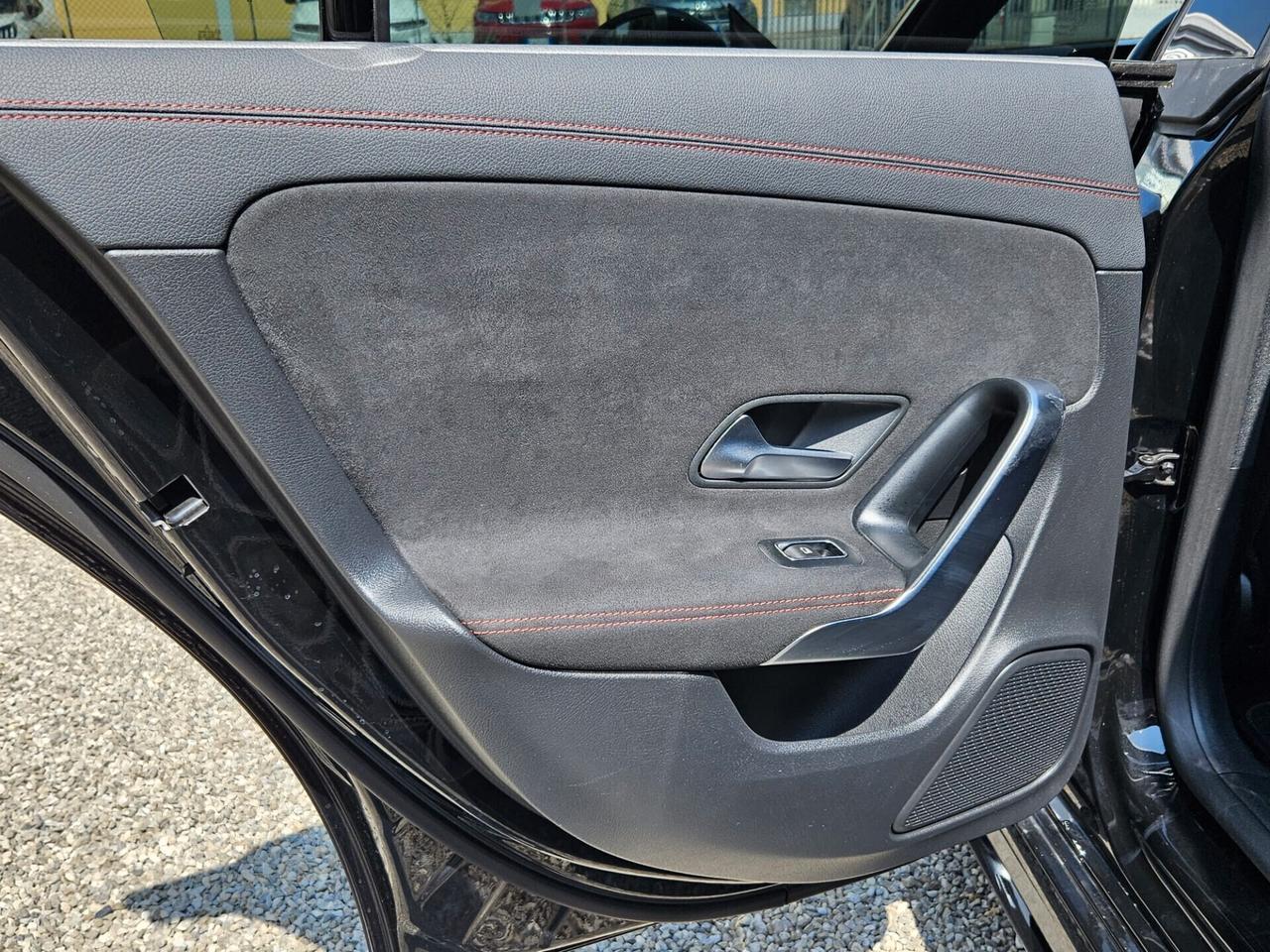 Mercedes-benz CLA 220 d Automatic 4Matic Shooting Brake Premium AMG