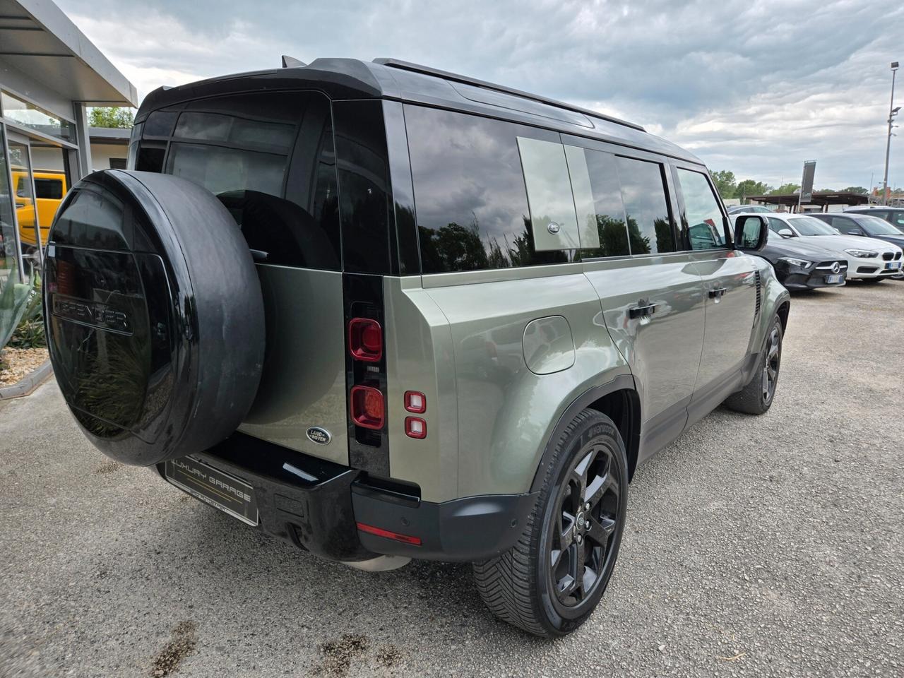 Land Rover Defender 110 2.0 SD4 240CV AWD Auto HSE