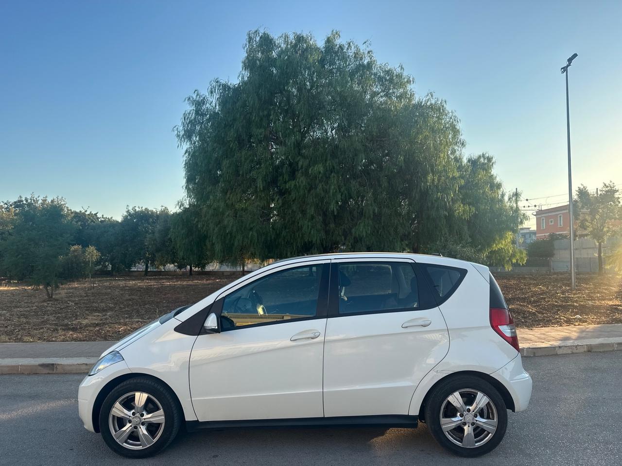 MERCEDES CLASSE A 180 DIESEL 2011 - NORD ITALIA