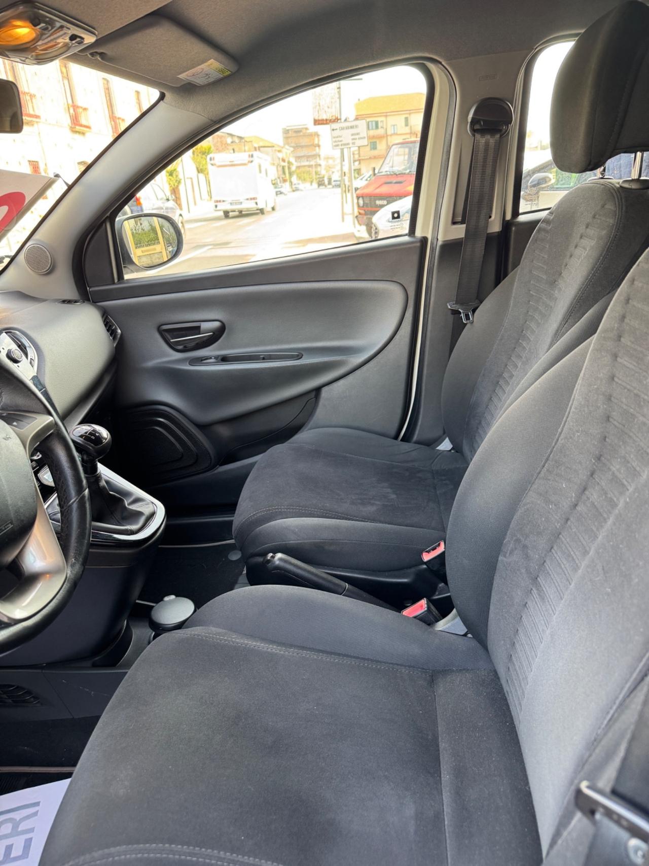 Lancia Ypsilon 1.3 MJT 16V 95 CV 5 porte S&S Gold