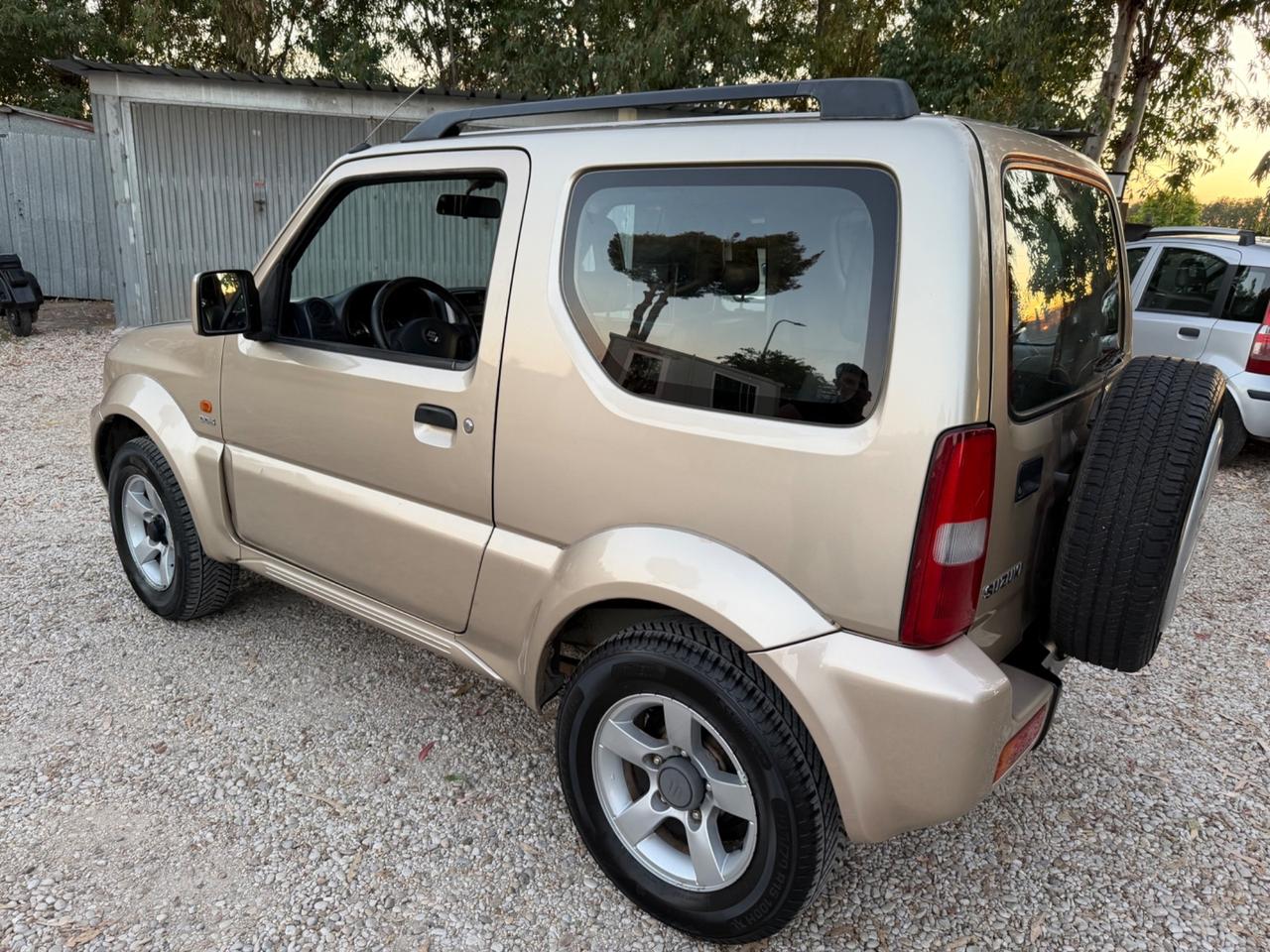 Suzuki Jimny 1.5 DDiS cat 4WD JLX