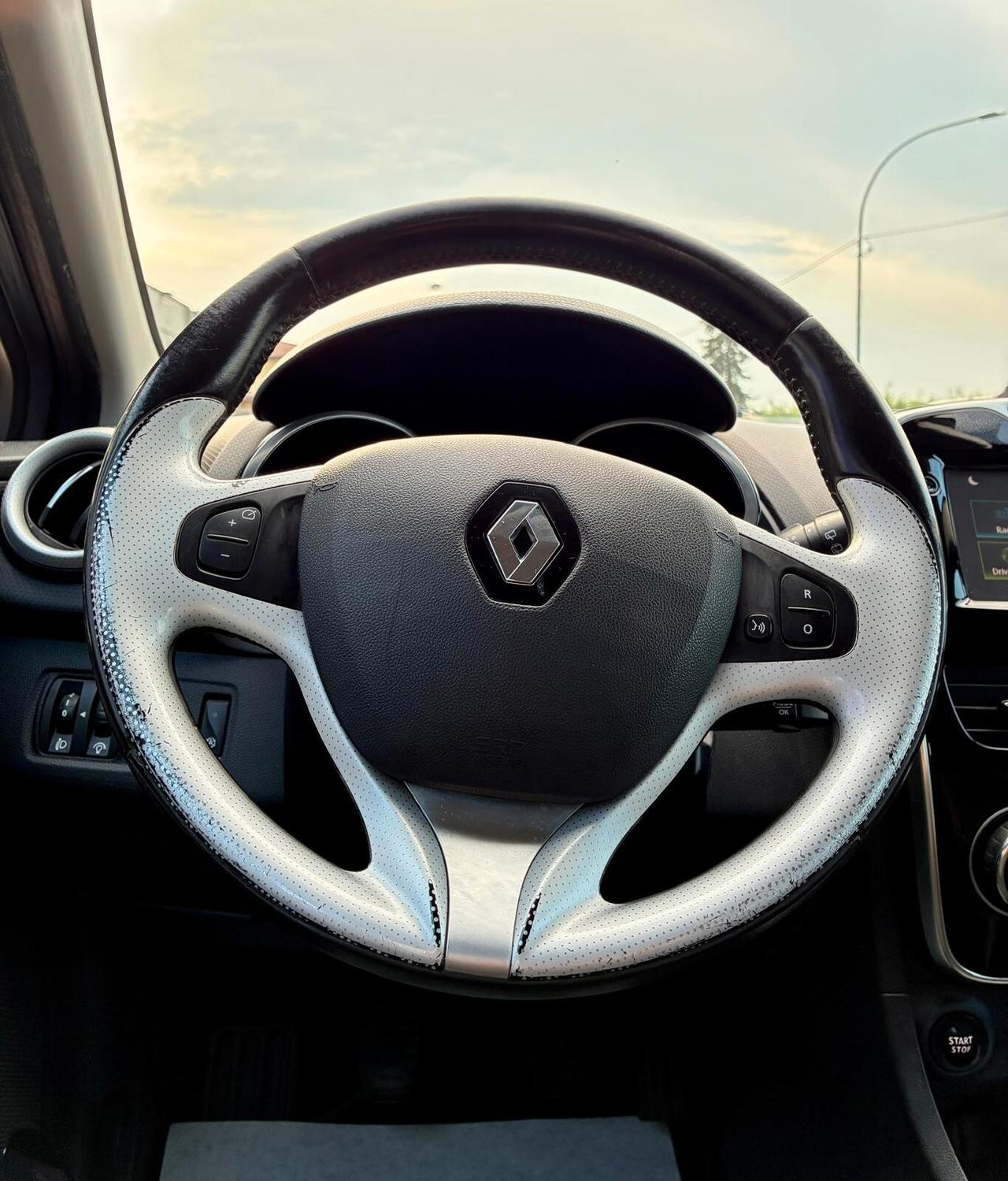 Renault Clio dCi 8V 75 CV Start&Stop 5 porte Energy Intens