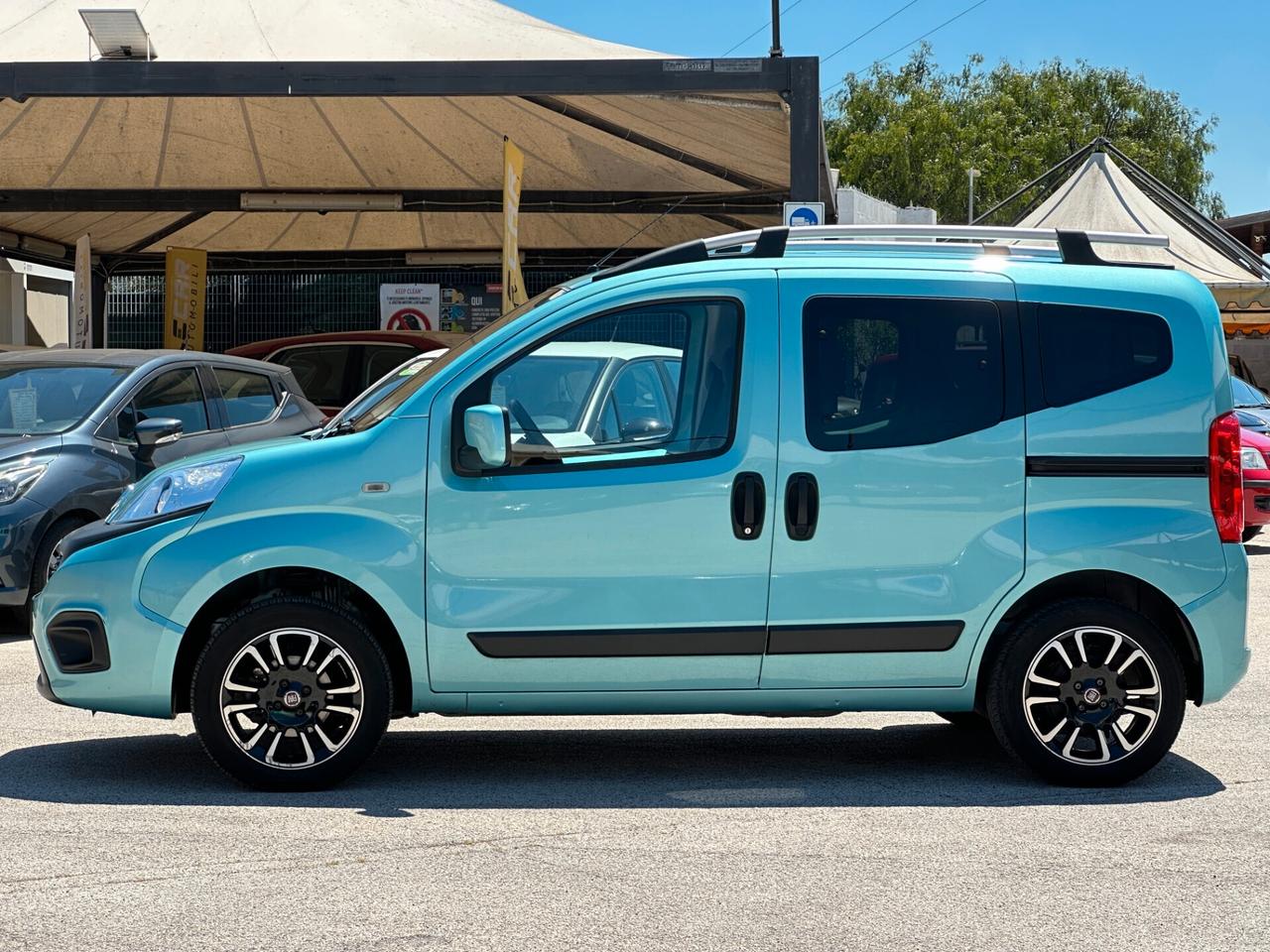 FIAT Qubo 1.4 8V 77 CV Lounge Natural Power