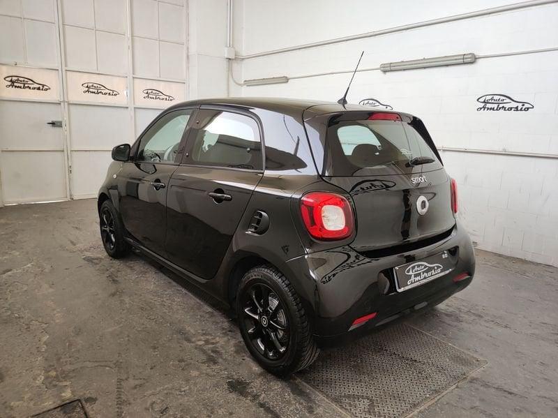 smart forfour forfour 70 1.0 GPL DA 110,00 AL MESE