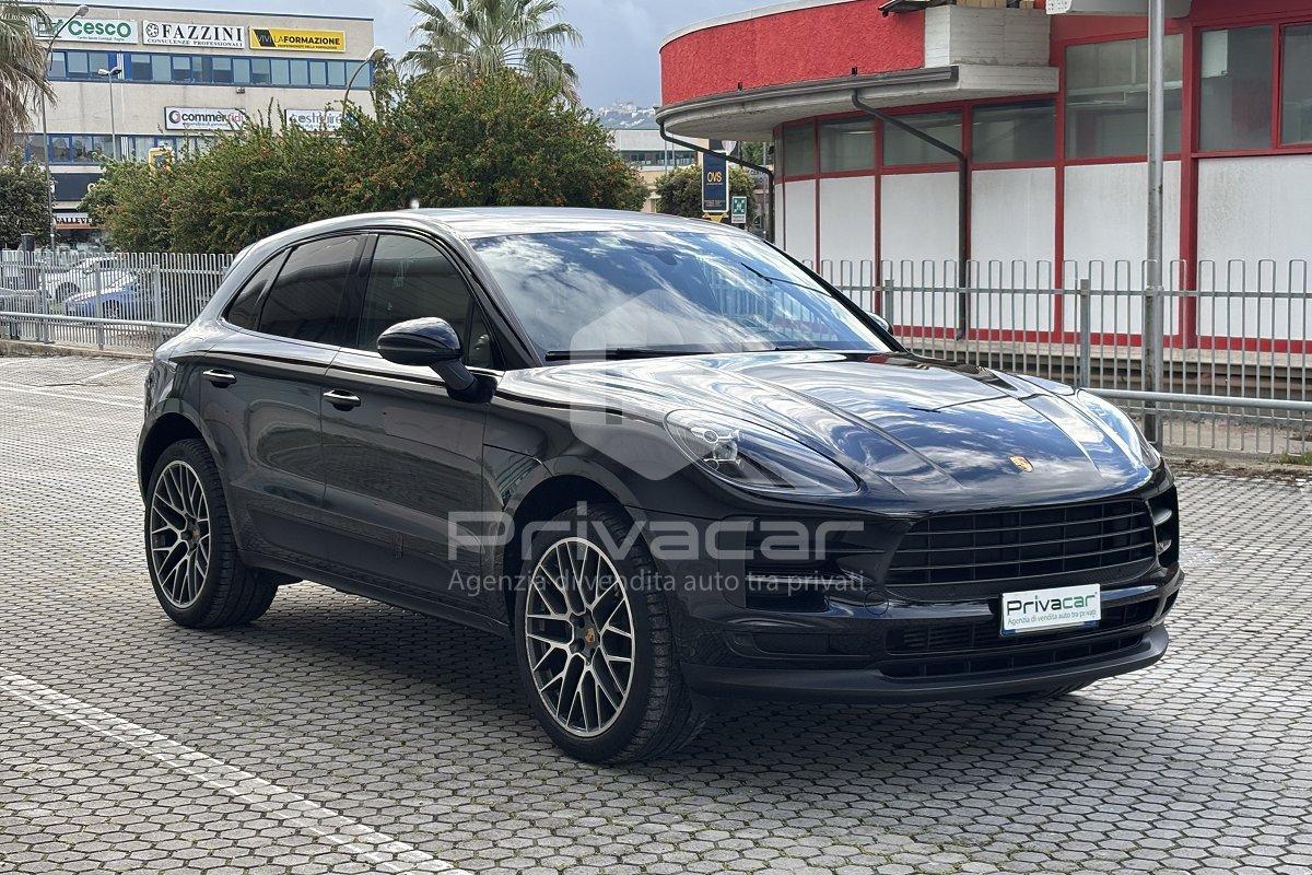 PORSCHE Macan 2.0