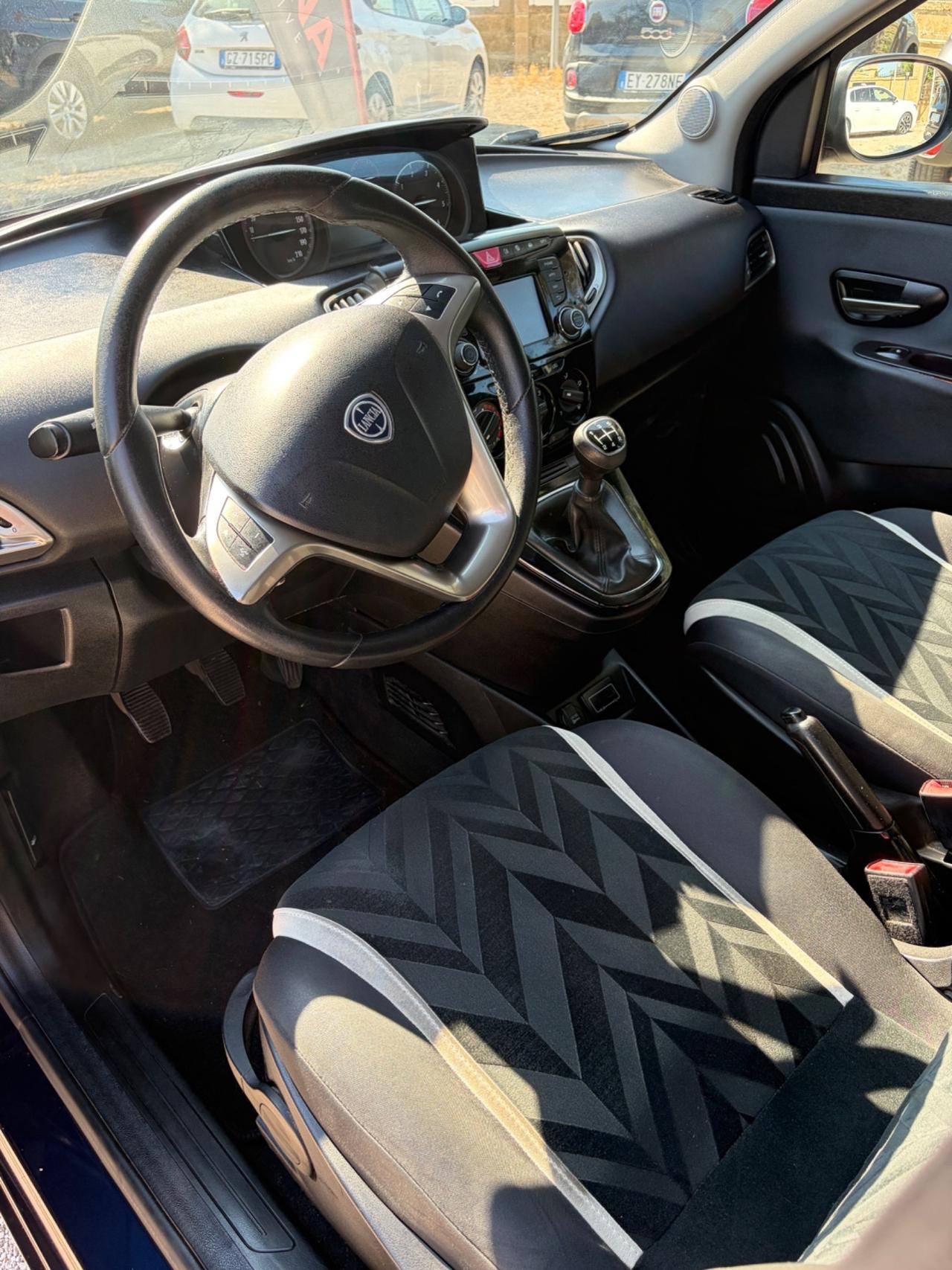 Lancia Ypsilon 1.3 MJT 16V 95 CV 5 porte S&S Gold xfetta!!!