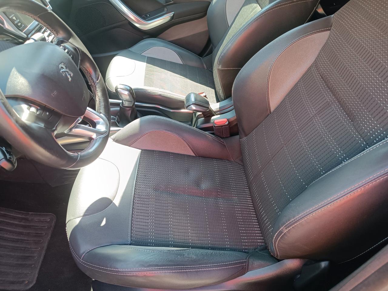 Peugeot 2008 PureTech 82 Allure