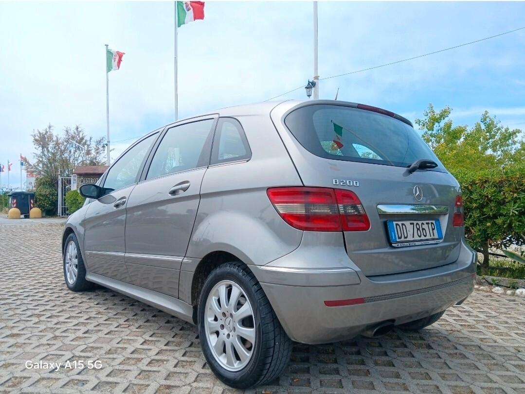 Mercedes-benz B 200 b200 diesel cambio automatico - permute