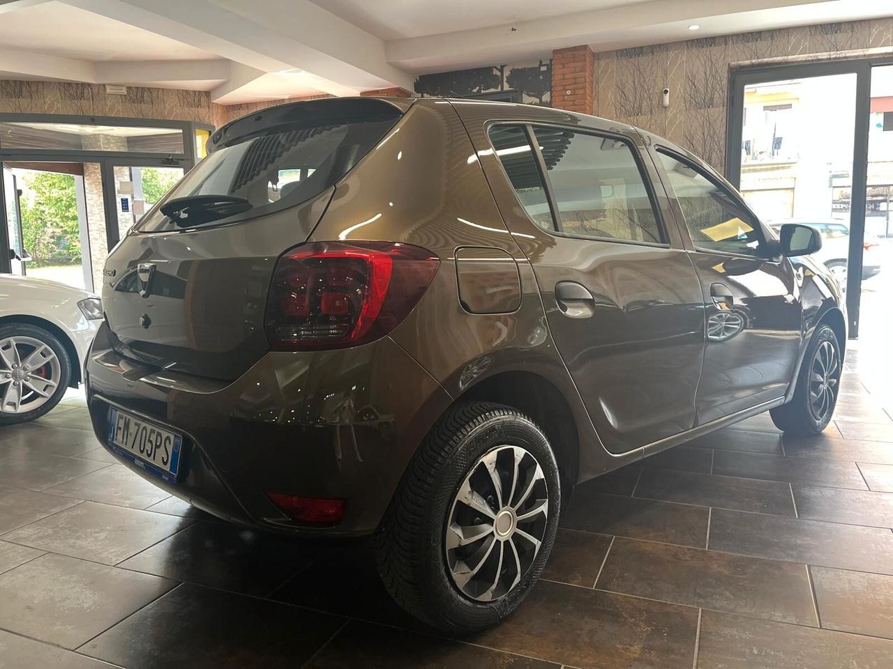Dacia Sandero 1.0 SCe 12V 75CV Lauréate