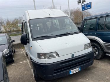 Fiat Ducato con piattaforma disabili