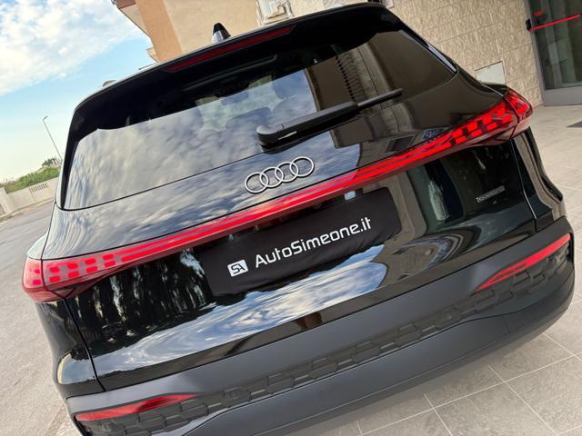 AUDI Q5 2.0 TDI mHEV+ S tronic quattro Business Advanced.