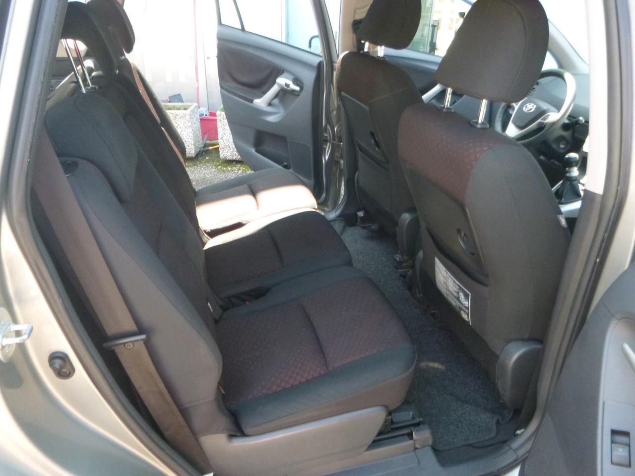 Toyota Verso 2.0 D Sol 7 posti