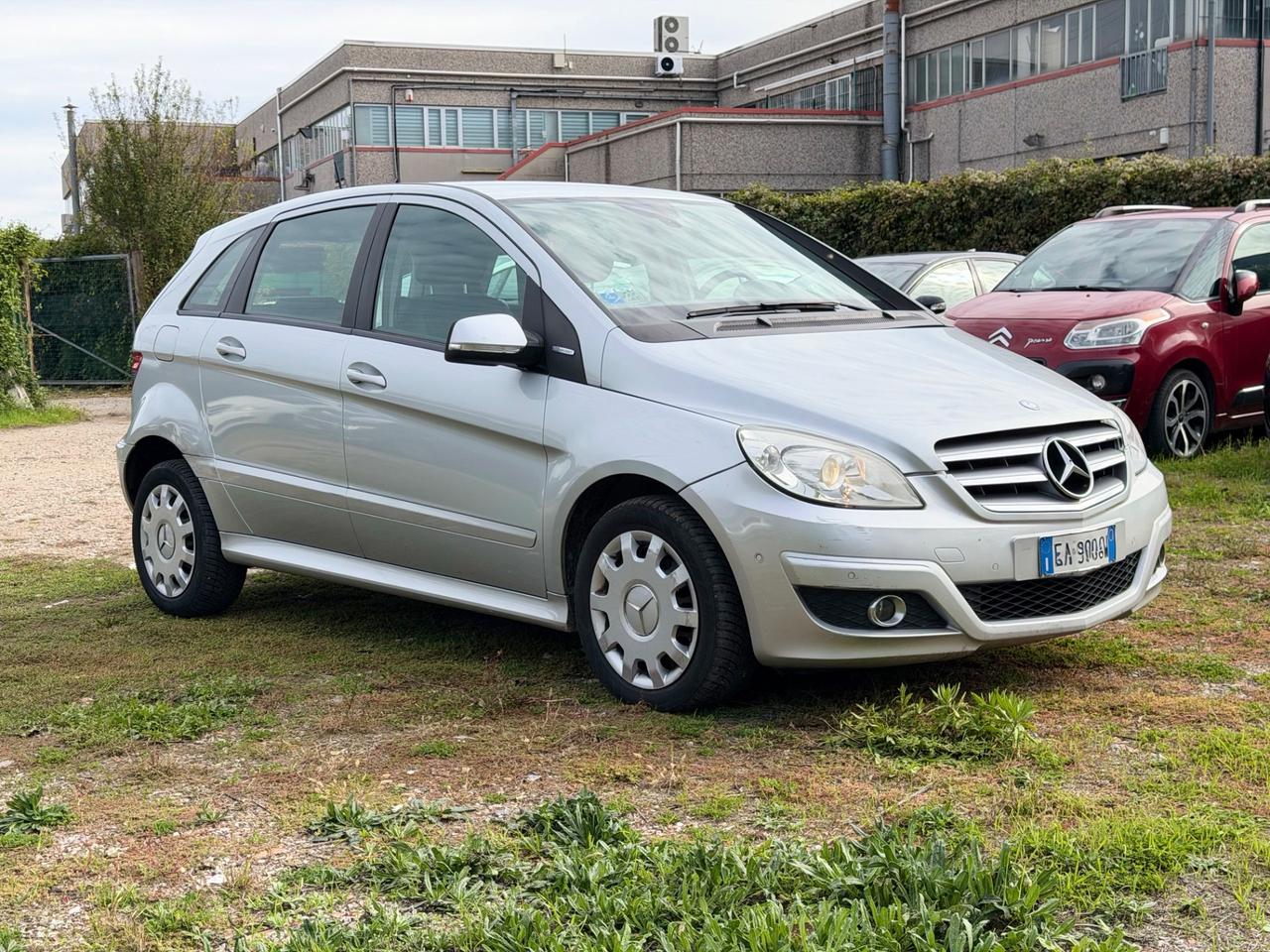 Mercedes-benz B 180 NGT BlueEFFICIENCY 2010