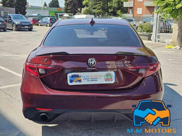 ALFA ROMEO Giulia 2.2 Turbodiesel 210 CV AT8 AWD Q4 Veloce