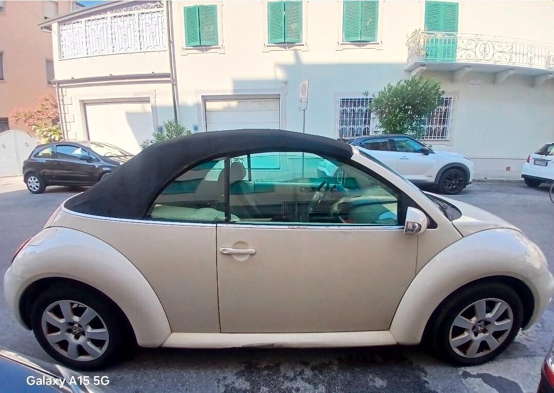Volkswagen New Beetle 1.9 D ABRIO N.B. : FER. AMM.VO