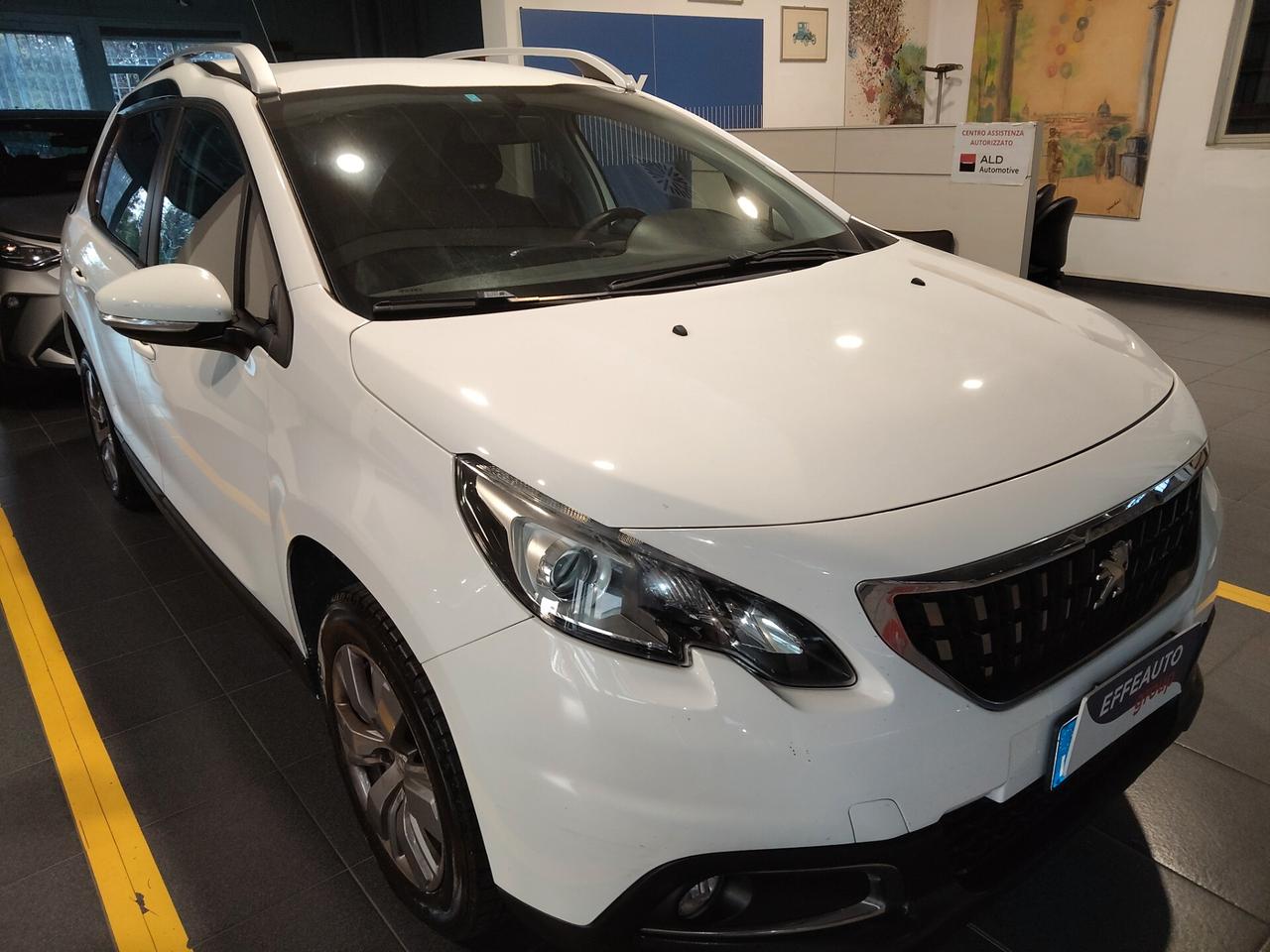 Peugeot 2008 BlueHDi 100 S&S Allure