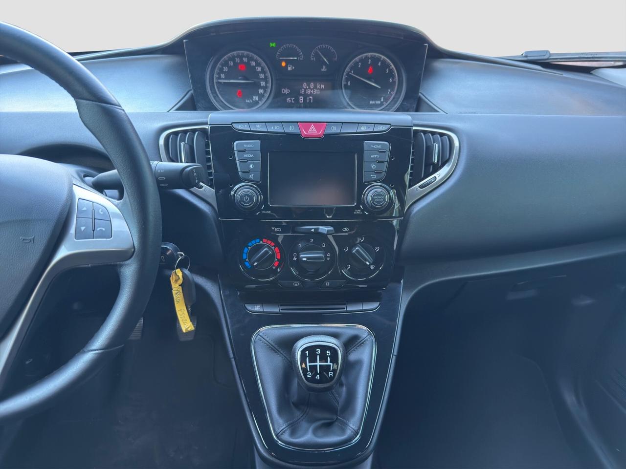 Lancia Ypsilon 1.2 69 CV 5 porte Gold