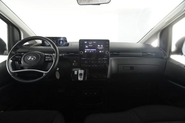 HYUNDAI Staria Staria 2.2 AT AWD 9 posti Wagon
