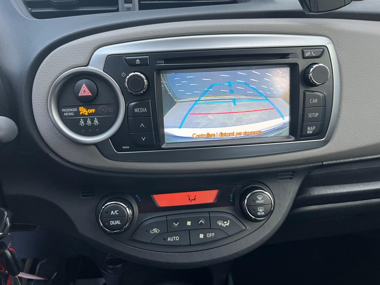 Toyota Yaris 1.0 BENZINA Lounge” tagliandi Toyota”