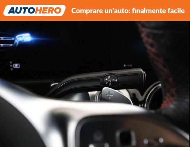 MERCEDES-BENZ GLB 200 d Automatic Premium