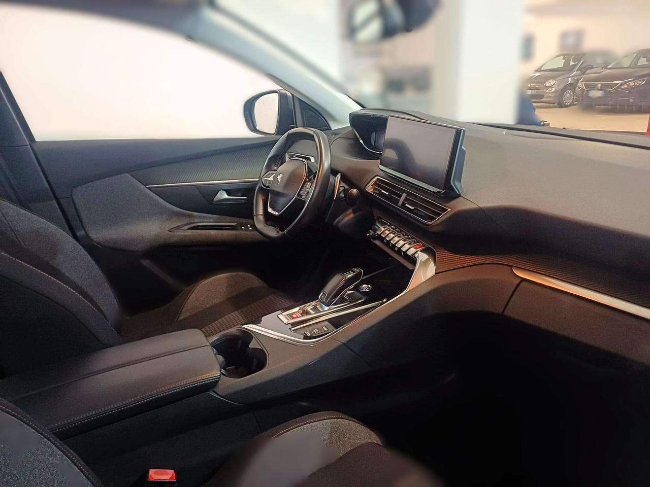 Peugeot 3008 BlueHDi 130 S&S EAT8 Business