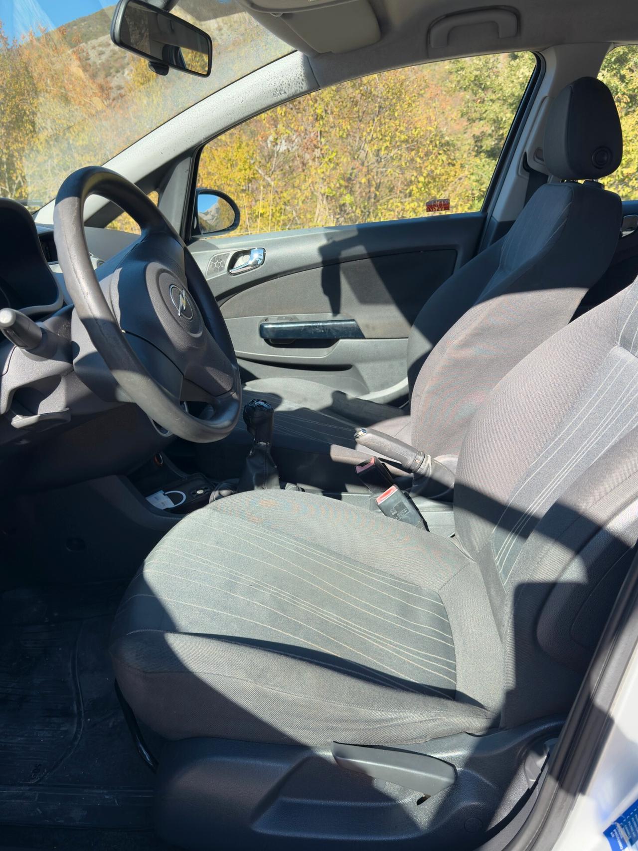 Opel Corsa 1.3 75CV