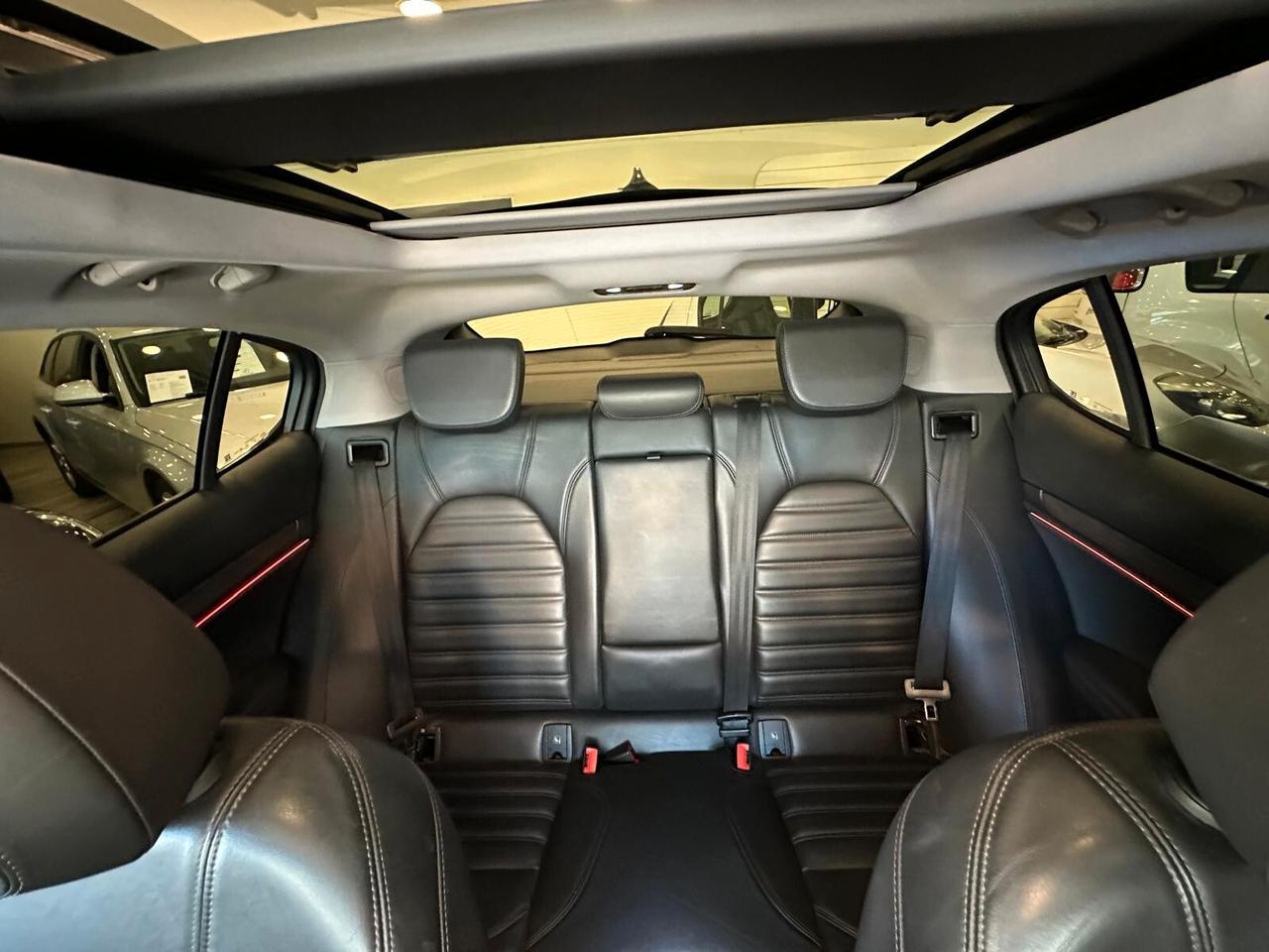 Alfa Romeo Stelvio 2.2 Turbodiesel 210 CV AT8 Q4 Super