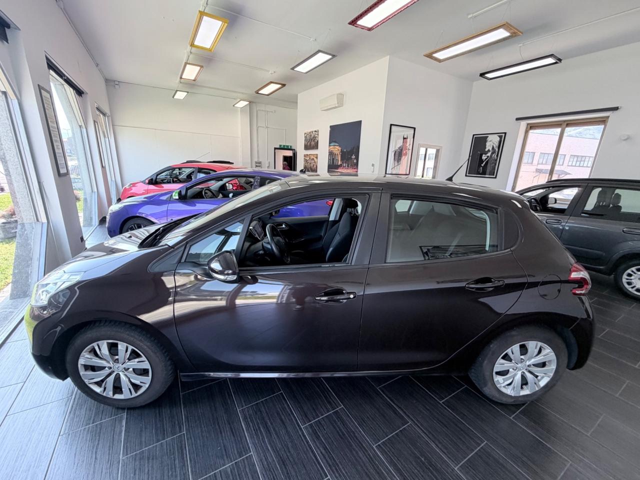 Peugeot 208 Allure benzina