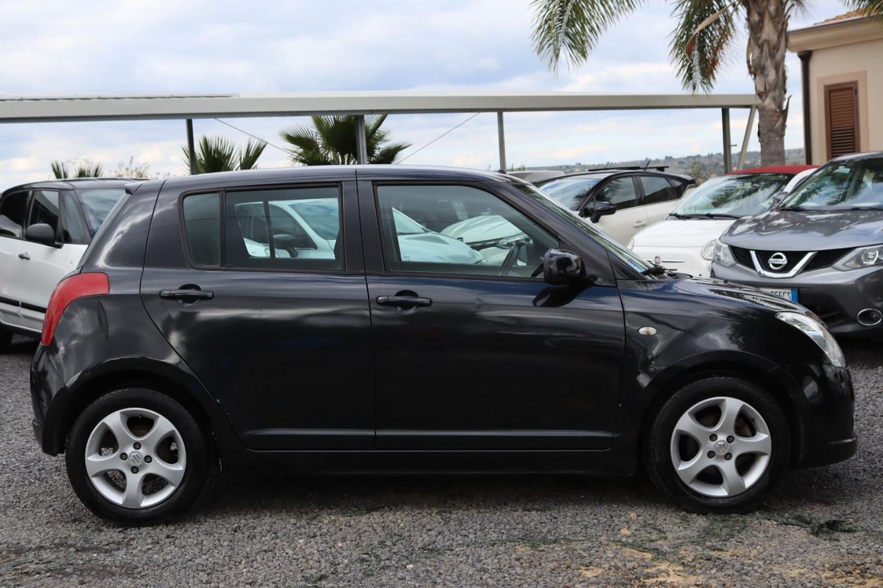 Suzuki Swift 1.3 5p. GLX