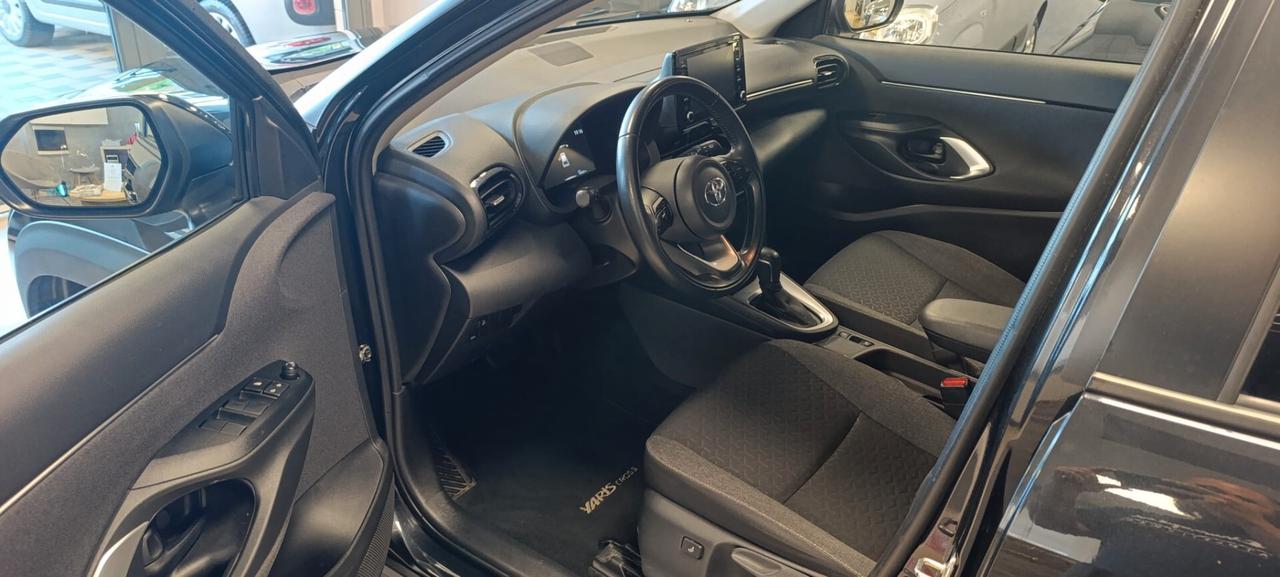 Toyota Yaris Cross 1.5 Hybrid 5p. E-CVT Business