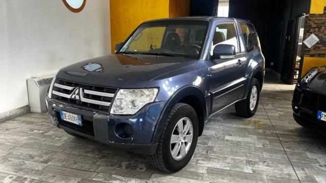 MITSUBISHI Pajero 3.2 DI-D 16V aut. 3p. Instyle DPF